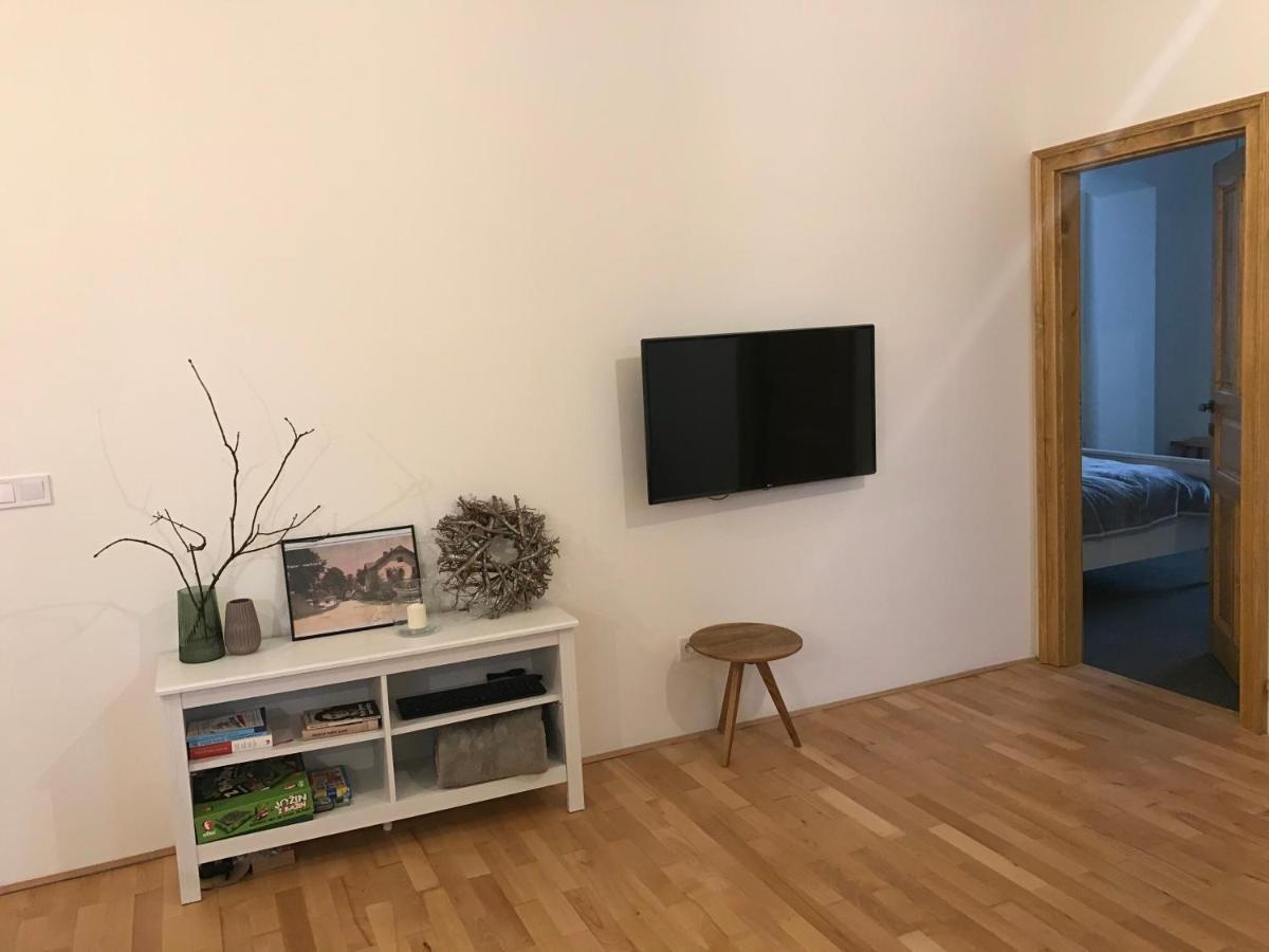 Aparthotel Stara Skola Hedec Králíky Exterior foto