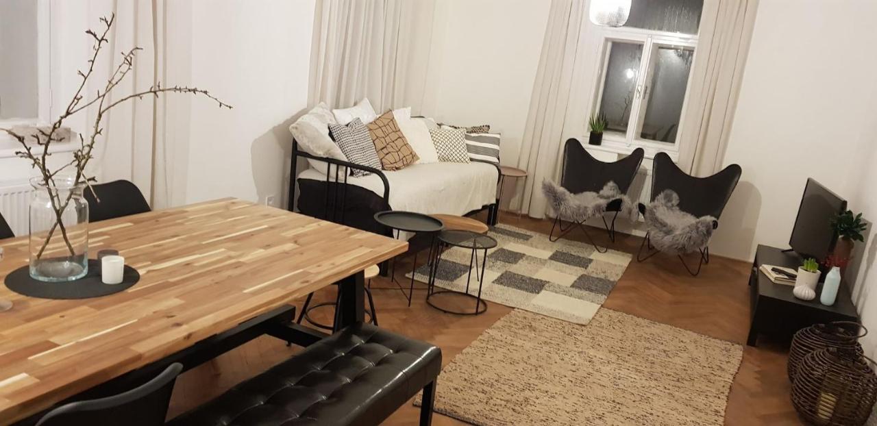 Aparthotel Stara Skola Hedec Králíky Exterior foto
